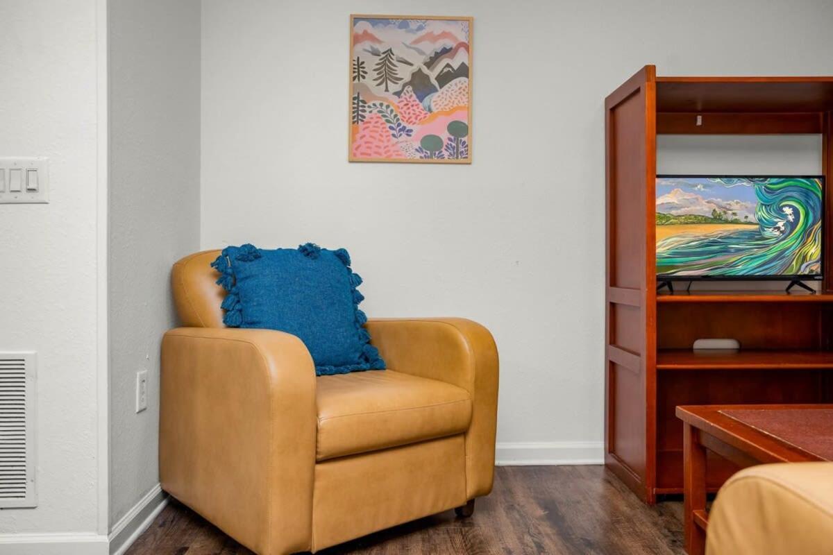 Budget Friendly Sleeps 8 Discounts Available Τάμπα Εξωτερικό φωτογραφία
