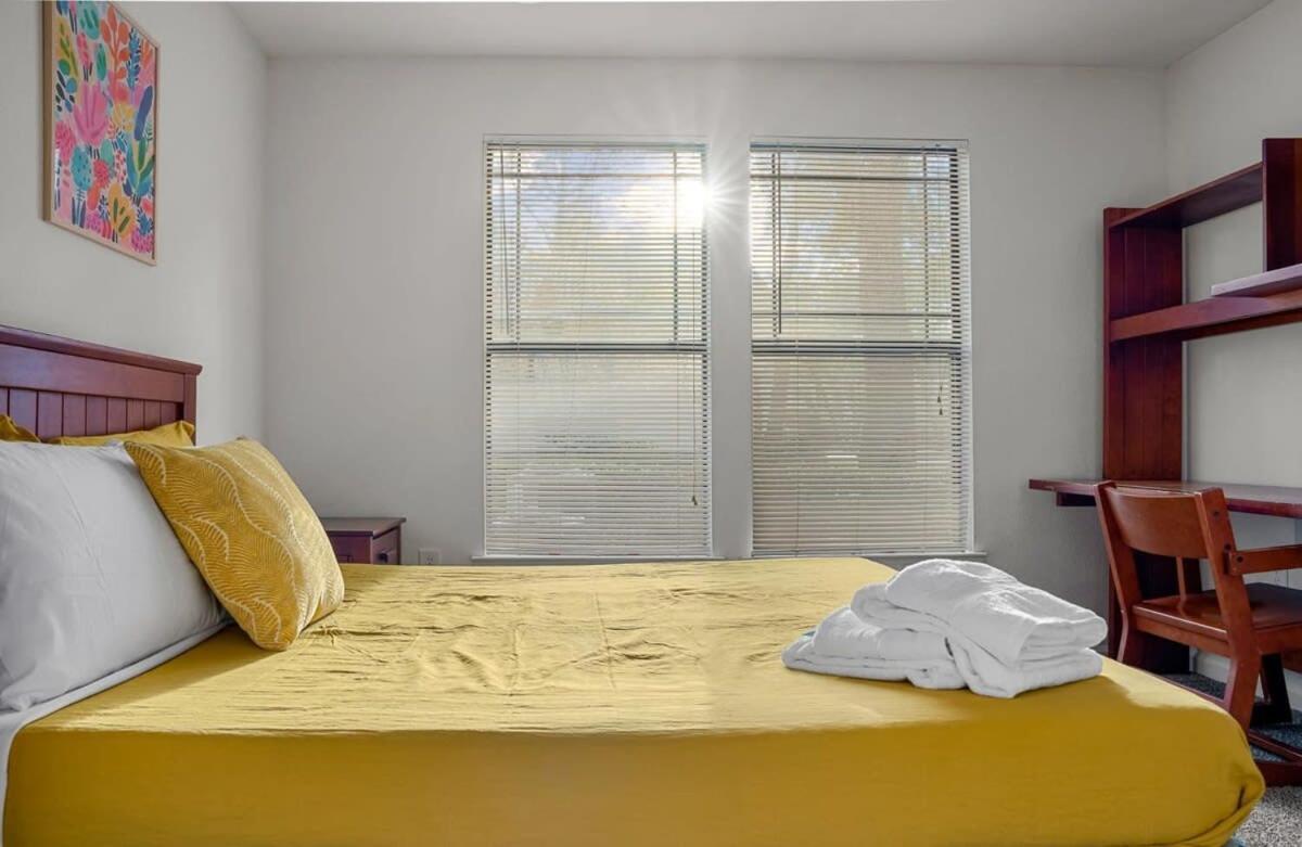 Budget Friendly Sleeps 8 Discounts Available Τάμπα Εξωτερικό φωτογραφία