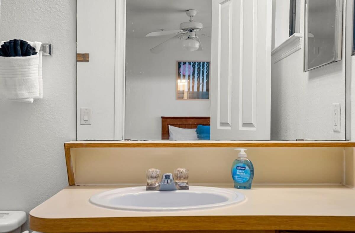 Budget Friendly Sleeps 8 Discounts Available Τάμπα Εξωτερικό φωτογραφία