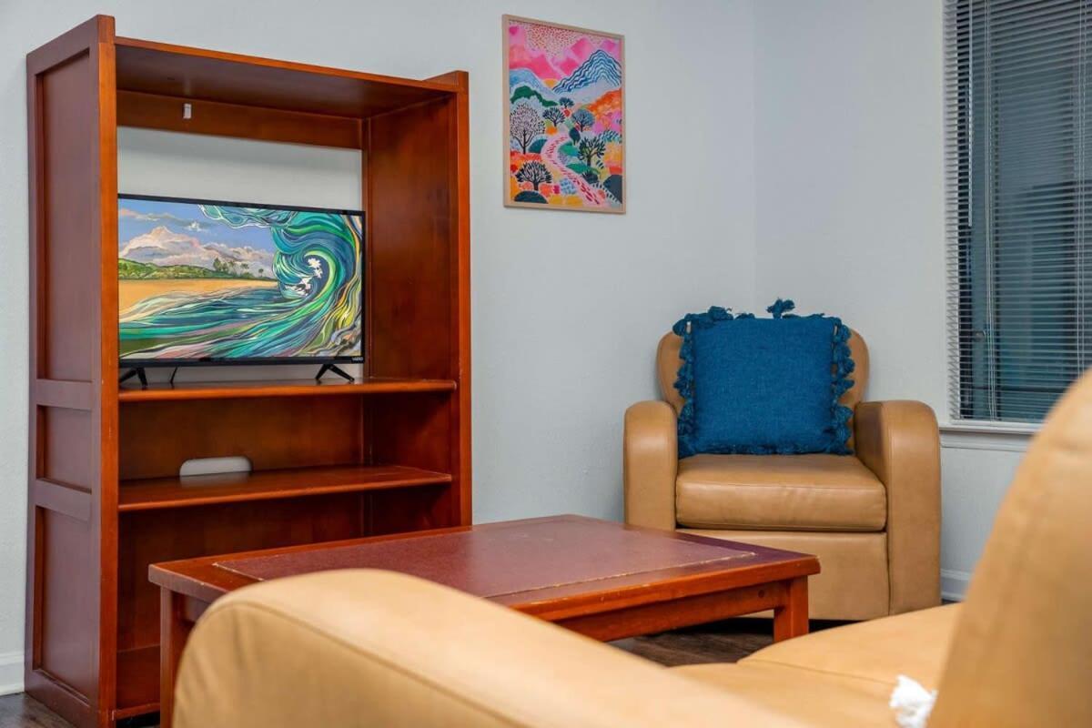 Budget Friendly Sleeps 8 Discounts Available Τάμπα Εξωτερικό φωτογραφία